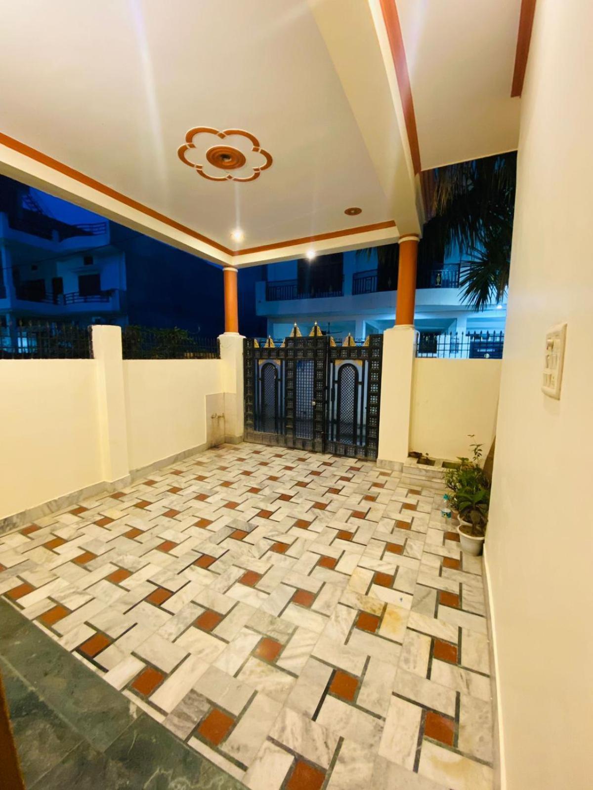 Rudra_Homestay Varanasi Esterno foto